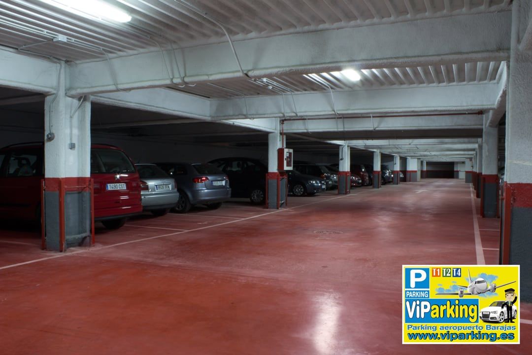 Parking larga estancia aeropuerto Adolfo Súarez Madrid Barajas-Autopista A4 Parking Aeropuerto Madrid low cost